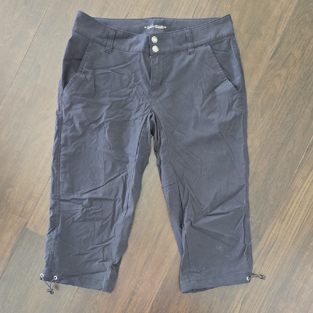 Columbia Capris, Black, Omnishield Size 4